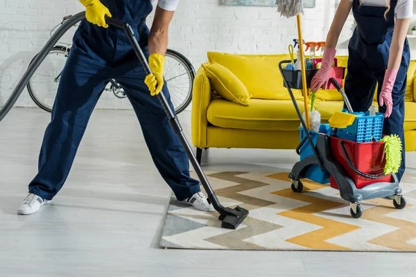 C And T Rug & Carpet Showroom